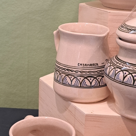 Cajamarca Peruvian Pottery (see photos) - Picture 5 of 9